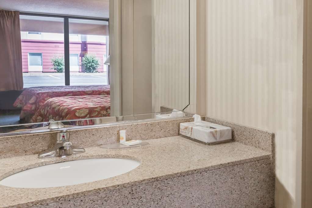 Days Inn By Wyndham Newark Wilmington Ruang foto