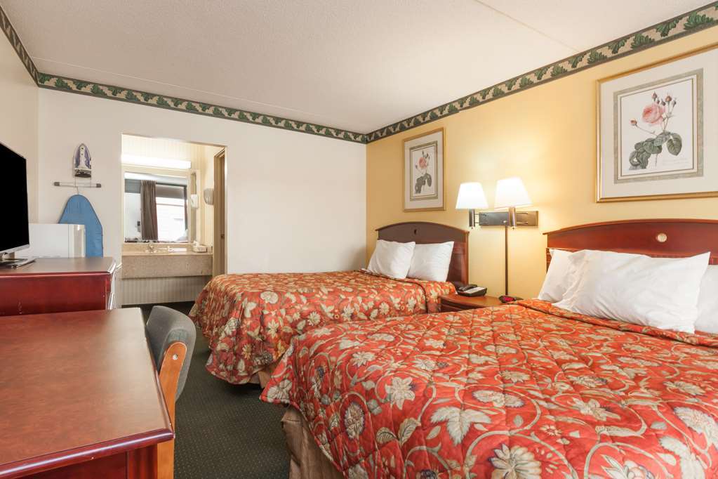 Days Inn By Wyndham Newark Wilmington Ruang foto